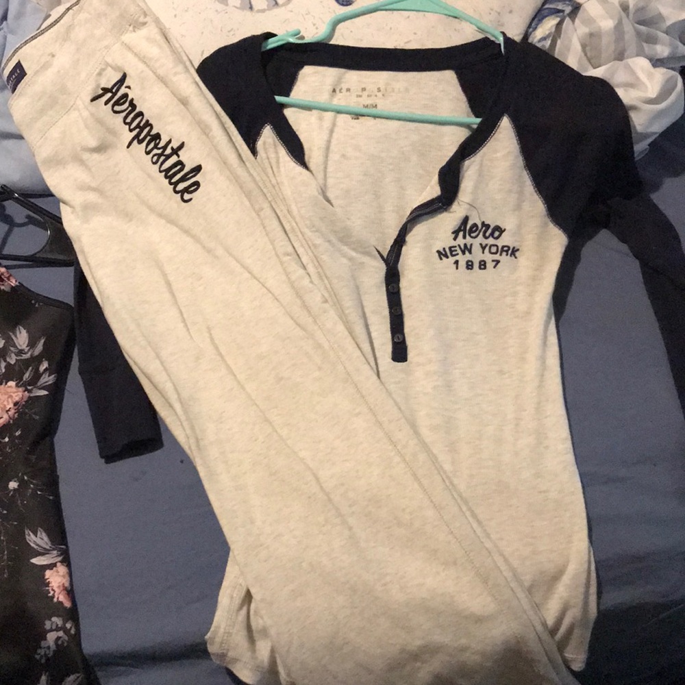Aeropostale sweat suit.
